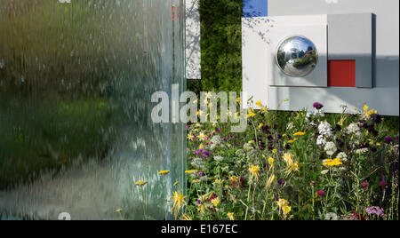 Peoples Choice Award winner in the Fresh Gardens section - RHS Chelsea flower show 2014 - The Mind's Eye garden for the RNIB - Royal National Institute for the Blind - designers LDC Design - sponsors - Countryside - awarded best in show in the Fresh Gardens & Gold medal Stock Photo