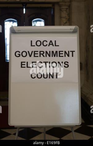 Belfast,UK 23rd May 2014 Local Government Election count Credit:  Bonzo/Alamy Live News Stock Photo