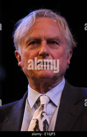 Hay on Wye, Wales UK, 24th May 2014  Richard Dawkins geneticist and author of The Selfish Gene & The God Delusion speaking on the third day of the 2014 Hay Festival, Wales UK Credit:  Zute Lightfoot/Alamy Live News Stock Photo