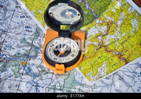 Azimuth compass hi-res stock photography and images - Alamy