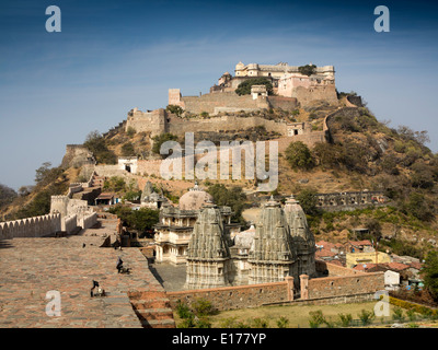 India, Rajasthan, Rajsamand, Parsvanatha temple below Kumbhalgarh Fort Stock Photo