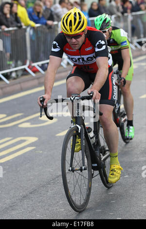 Nottingham, UK. 25th May, 2014. Ben Chapman in action during the Mens Elite Race of The 2014 Milk Race. Credit:  Action Plus Sports/Alamy Live News Stock Photo