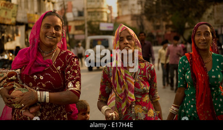 Portrait - Women of the Blacksmith Gadelia Lohar gypsy tribe India Stock Photo