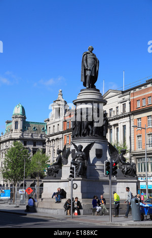 Ireland, Dublin, O'Connell Street, Daniel O'Connel Statue, Stock Photo