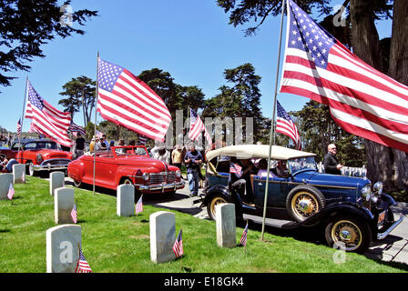 San Francisco, May 26th 2014. Classic cars are displayed during the Memorial day ceremony at the Presidio of San Francisco. Credit:  Bob Kreisel/Alamy Live News Stock Photo