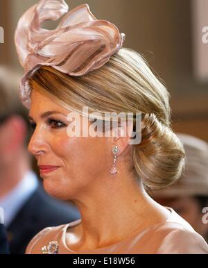 munster-germany-27th-may-2014-queen-maxima-of-the-netherlands-visits-e18w56.jpg