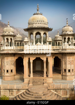 N9680 India, Rajasthan, Jaipur. Gaitore Ki Chhatriyan, Royal Family Cremation Ground memorial Stock Photo