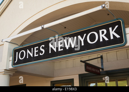 Jones new york factory store hi-res stock photography and images - Alamy