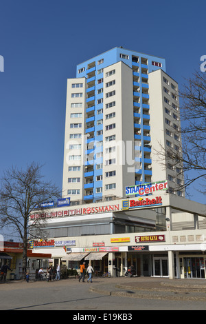 Hochhaus, Magistratsweg, Rudolf-Wissel-Siedlung, Staaken, Spandau, Berlin, Deutschland Stock Photo