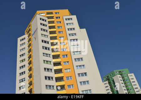 Hochhaus, Magistratsweg, Rudolf-Wissel-Siedlung, Staaken, Spandau, Berlin, Deutschland Stock Photo