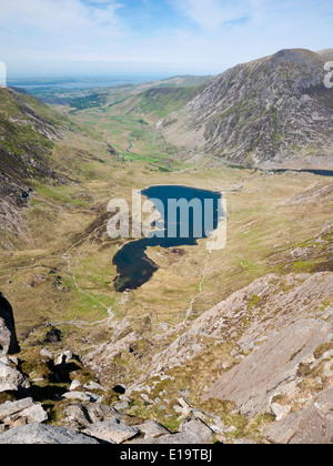 Pen yr Ole Wen rises above Llyn Idwal and the Nant Ffrancon valley - Snowdonia Stock Photo