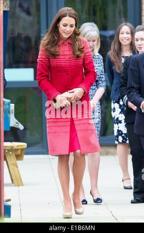 Crieff, Scotland, UK. 29th May 2014. The Duchess of Cambridge Catherine is pictured during her visit to Strathearn Community Campus in Crieff, Scotland, Thursday 29th May 2014. The Duchess will meet local groups including young carers, Scouts, and Cadets here. Their Royal Highnesses The Duke and Duchess of Cambridge, known as The Earl and Countess of Strathearn in Scotland, will attend engagements in Perth and Kinross. Photo Albert Nieboer ** ** - NO WIRE SERVICE/dpa/Alamy Live News Stock Photo