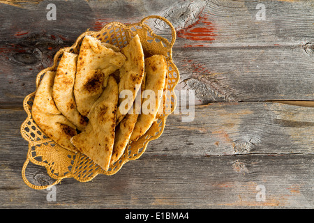 Egypt traditional pita bread in oven conveyor Industry Stock Photo - Alamy