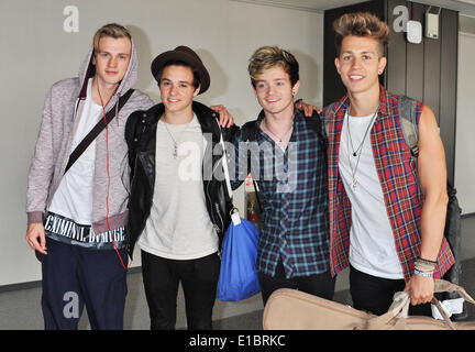 Chiba, Japan. 30th May, 2014.  The Vamps, May 30, 2014 : Tokyo, Japan : (L-R)Tristan Evans, Bradley Simpson, Connor Ball and James McVey of the Vamps arrive at Narita International Airport in Chiba prefecture, Japan, on May 30, 2014. Credit:  Aflo Co. Ltd./Alamy Live News Stock Photo