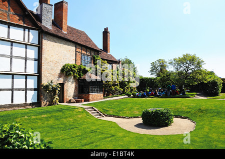 Rear gardens to Nash’s House next door to Shakespeare’s final residence New Place along Chapel Street, Stratford-Upon-Avon, UK. Stock Photo