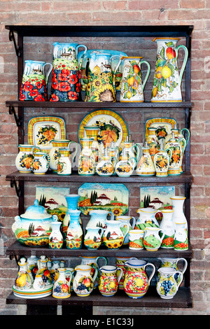 Typical Tuscan pottery on display outside a shop in San Gimignano Stock Photo