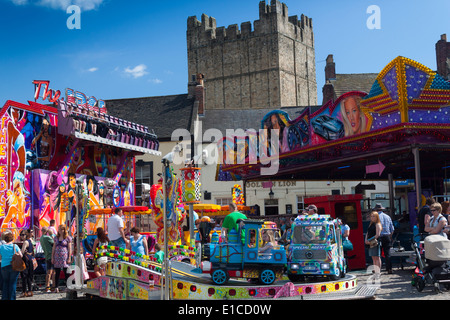 Whit fair In Richmond Market Place North Yorkshire with view of Castle Keep. Stock Photo