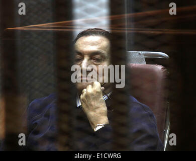 Cairo, Egypt. 31st May, 2014. Former Egyptian President Hosni Mubarak attends a hearing in his retrial over charges of killing of protesters during the 2011 Revolution, at the Police Academy in Cairo, Egypt, May 31, 2014. Credit:  Ahmed Gomaa/Xinhua/Alamy Live News Stock Photo