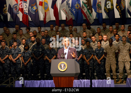 President Barack Obama addresses U.S. Service members at the Naval Air Technical Training Center at Naval Air Station Pensacola Stock Photo