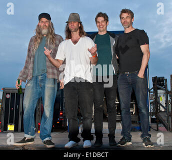 Wychwood Festival, Cheltenham, UK. 31st May, 2014. Reef perform at 10th Wychwood Festival Cheltenham UK. Credit:  charlie bryan/Alamy Live News Stock Photo