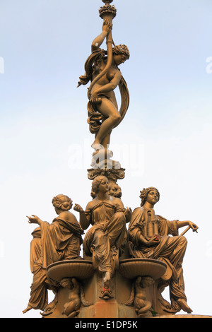 UK, Scotland, Edinburgh, Princes Street Gardens, fountain, statues, Stock Photo