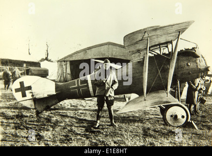 The LFG Roland D VI was a German biplane fighter aircraft used during ...