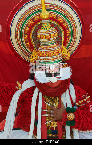 India, Kerala State, Fort cochin or Kochi, Kathakali dancers Stock Photo