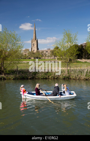 Rowing boat on the River Thames with St Lawrence Church Stock Photo