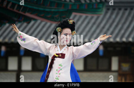 Seoul, South Korea. Dano or Suritnal is a traditional holiday of Korea, which falls on May 5 by the lunar calendar. 1st June, 2014. Dano Festival A dancer from the Korean Traditional Dance Company, Puri, performs during 'Early Summer High Day, Dano Festival' at the Namsangol Hanok Village in Seoul, South Korea. Dano or Suritnal is a traditional holiday of Korea, which falls on May 5 by the lunar calendar . © Lee Jae-Won/AFLO/Alamy Live News Stock Photo