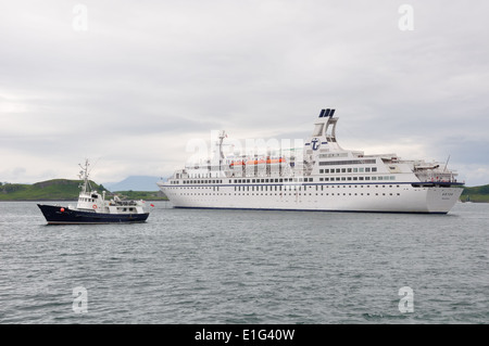 Cruise liner Astor in Oban bay, Scotland Stock Photo