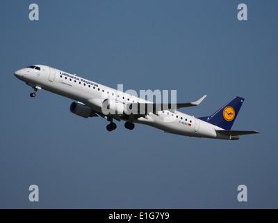the-embraer-erj-195lr-