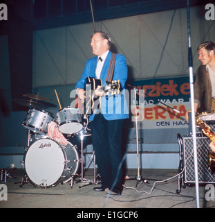 BILL HALEY AND HIS COMETS US rock n roll pop group in Holland in 1957 Stock Photo