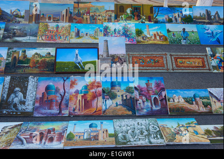 Uzbekistan, Tashkent, painter on Broadway avenue Stock Photo