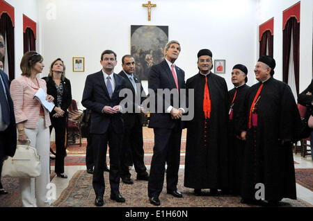 Beirut, Lebanon. 04th June, 2014. US Secretary of State John Kerry is shown art at the Maronite Archdiocese by Christian Maronite Patriarch Cardinal Beshara Rai during a surprise visit June 4, 2014 in Beirut, Lebanon. Credit:  Planetpix/Alamy Live News Stock Photo