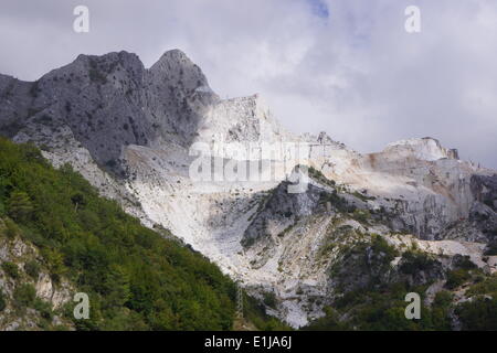 marble mountains,carrara,tuscany Stock Photo