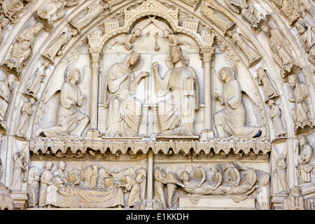 Notre-Dame de Chartres cathedral.  North gate, central tympanum Mary and Christ Stock Photo