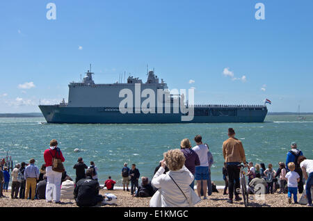 Portsmouth, Hampshire, UK. 05th June, 2014.HNLMS Johan de Witt (L801). Credit:  Scott Carruthers/Alamy Live News Stock Photo