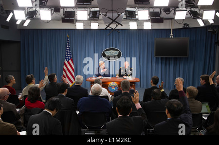 (Center) U.S. Army Gen. Martin E. Dempsey, chairman, Joint Chiefs of ...