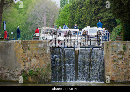 France, Languedoc-Roussillon, Aude (11), Canal du Midi, lock of Argens Stock Photo