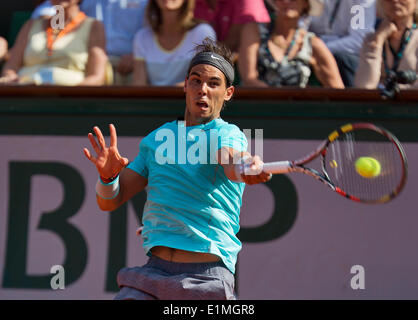 France, Paris, 4th June, 2014. . Tennis, French Open, Roland Garros, Rafael Nadal (ESP) Credit:  Henk Koster/Alamy Live News Stock Photo