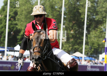 Ruki Baillieu of Team Beijing at Chestertons polo in the park 2014 Stock Photo