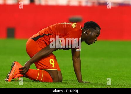 Brussels, Belgium. 7th June, 2014. Belgium's Romelu Lukaku is injuried during a friendly soccer match against Tunisia in Brussels, on June 7, 2014. Belgium won 1-0. Credit:  Gong Bing/Xinhua/Alamy Live News Stock Photo