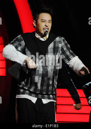 Taipei, China's Taiwan. 8th June, 2014. Singer Wilber Pan performs during a talent show to promote his new album 'Clown' in Taipei, southeast China's Taiwan, June 8, 2014. The new album is expected to be released on June 13. © Wu Ching-teng/Xinhua/Alamy Live News Stock Photo