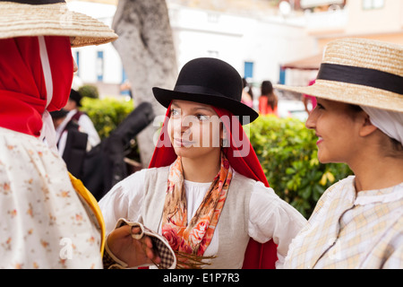 Canarian people celebrate their national day dressed in traditional ...