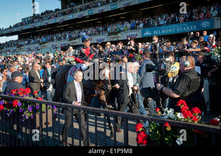 Elmont, New York, USA. 7th June, 2014. Tonalist, trained by Christophe Clement with Joel Rosario up wins the 146th running of the Belmont Stakes, Saturday, June 7, 2014. © Bryan Smith/ZUMAPRESS.com/Alamy Live News Stock Photo