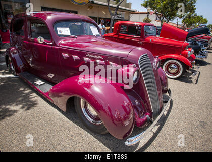 San Clemente, California, USA. 8th June, 2014. A dark purple 1937 Graham coupe. The 19th Annual 2014 San Clemente Car Show featuring new and old classic and exotic cars and trucks took over the downtown along Avenida Del Mar on Sunday, June 8, 2014. The one day event brings car collectors and enthusiasts from all over southern California. Credit:  David Bro/ZUMAPRESS.com/Alamy Live News Stock Photo