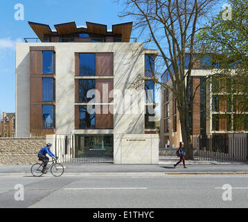 St Antony's College,  University of Oxford, Oxford, United Kingdom. Architect: Bennetts Associates Architects, 2013. Stock Photo