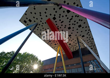 Ontario College of Art and Design (OCAD) new building on McCaul Street in Toronto Stock Photo