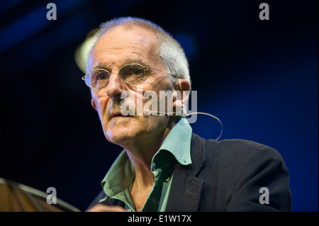 Steve Jones geneticist speaking at Hay Festival 2014 ©Jeff Morgan Stock Photo