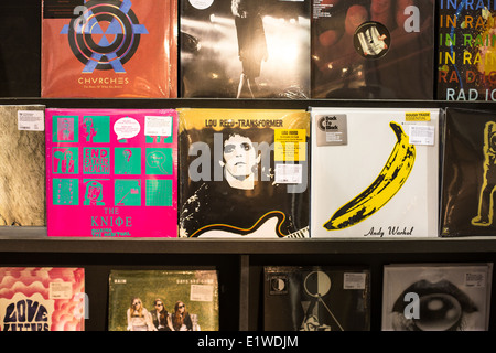 Vinyl Album Covers, Rough Trade, NYC, Brooklyn Stock Photo